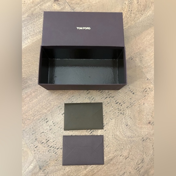 Tom Ford Dark Brown Sunglasses Box with Authentic Card and Cleaning Cloth - Picture 3 of 5